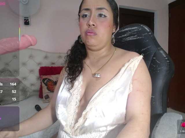 cristal-horny19