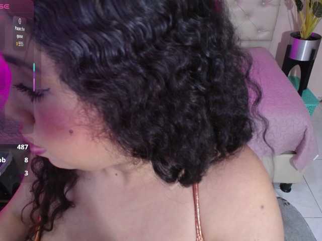 cristal-horny19 live cam preview