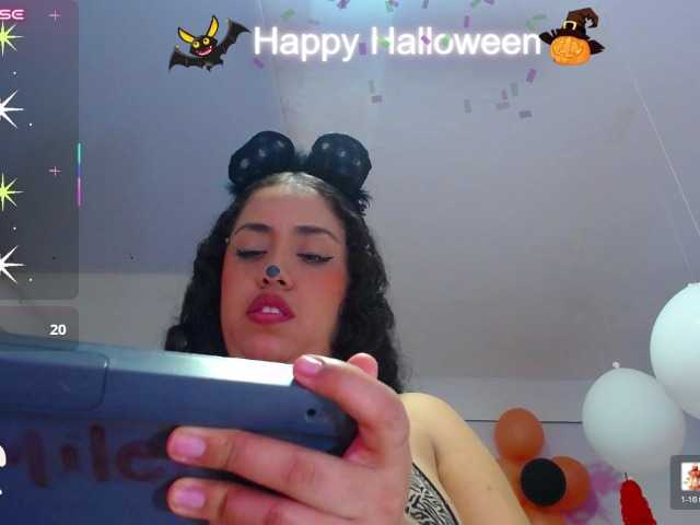 cristal-horny19 live cam on BongaCams