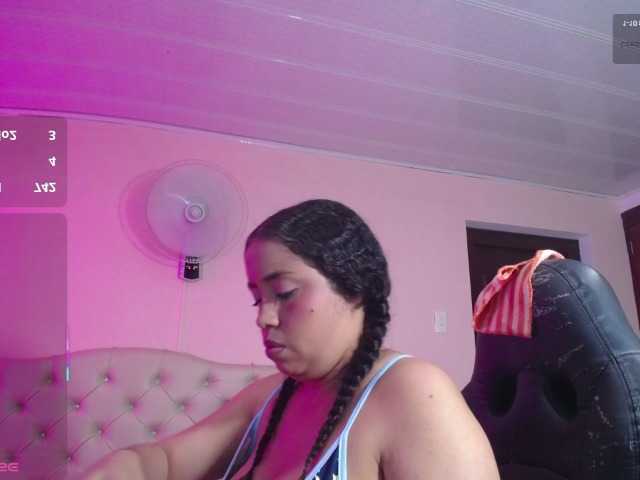 cristal-horny19