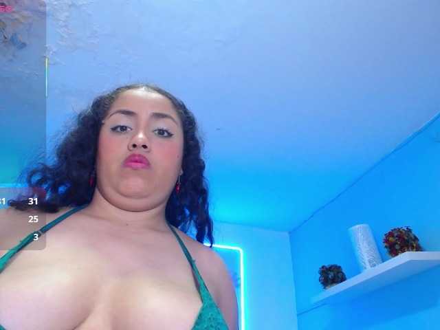 cristal-horny19