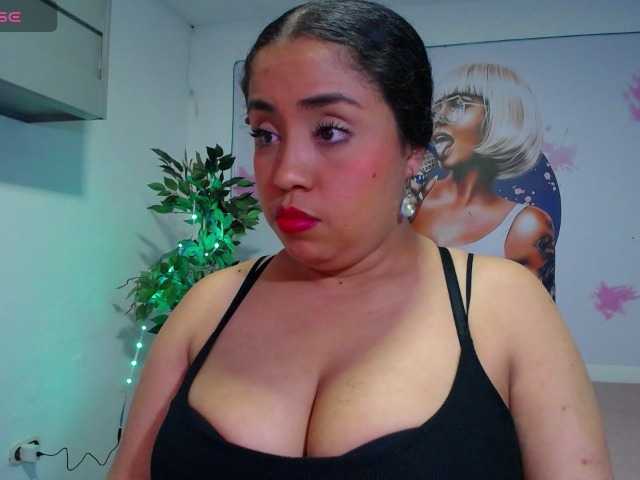 cristal-horny19