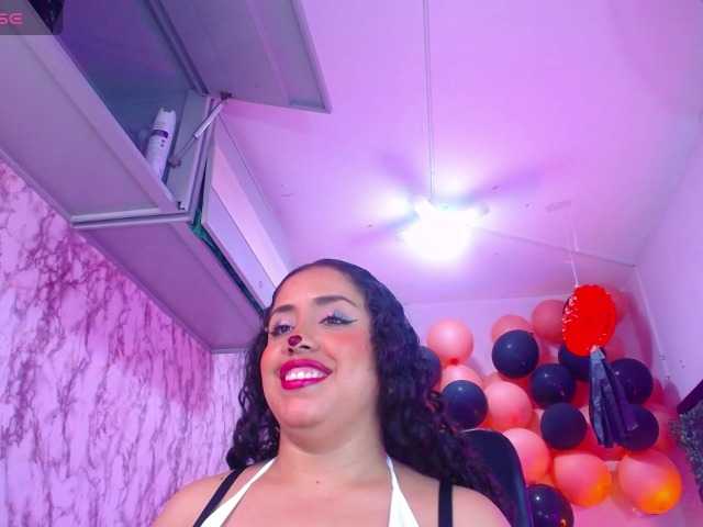 cristal-horny19