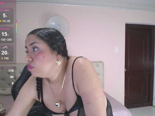 cristal-horny19