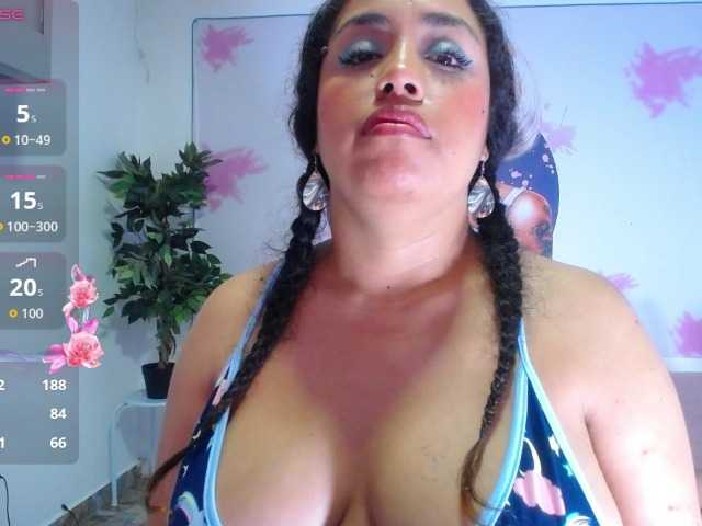 cristal-horny19