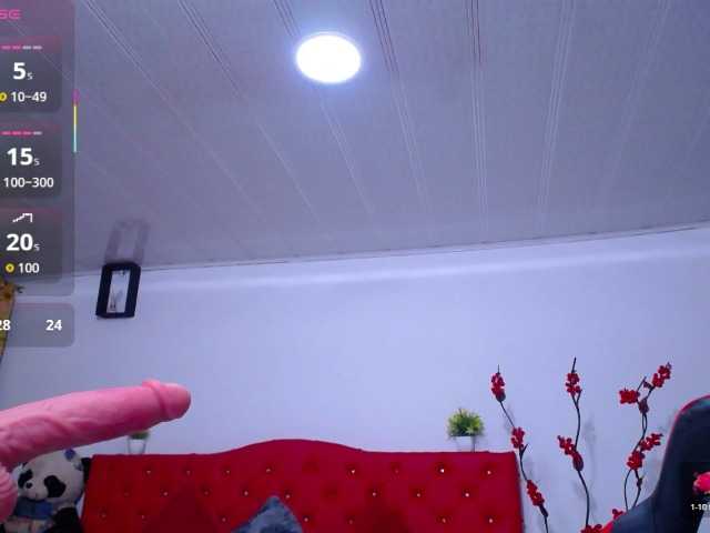 cristal-horny19