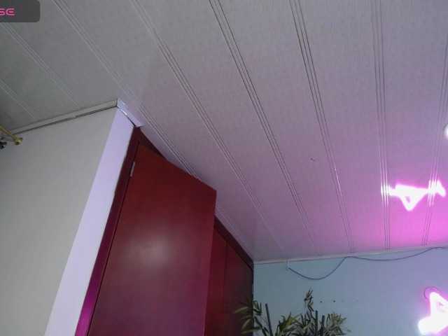 cristal-horny19