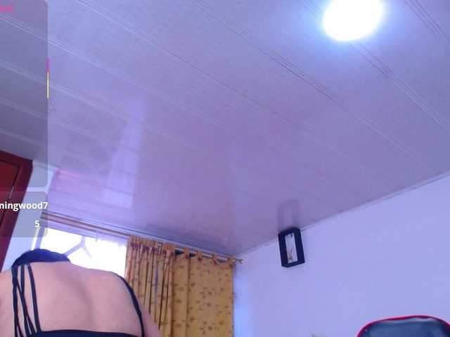 cristal-horny19 live cam