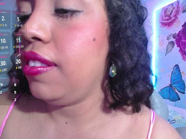 cristal-horny19 live cam on BongaCams