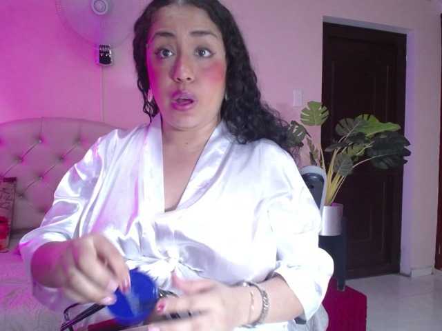 cristal-horny19