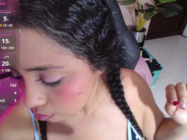 cristal-horny19