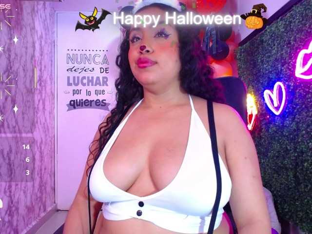 cristal-horny19