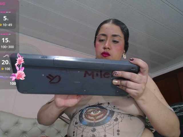 cristal-horny19
