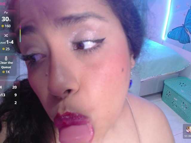 cristal-horny19 live cam on BongaCams
