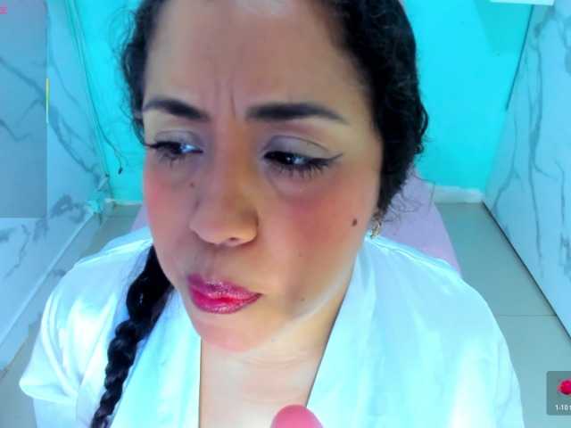 cristal-horny19