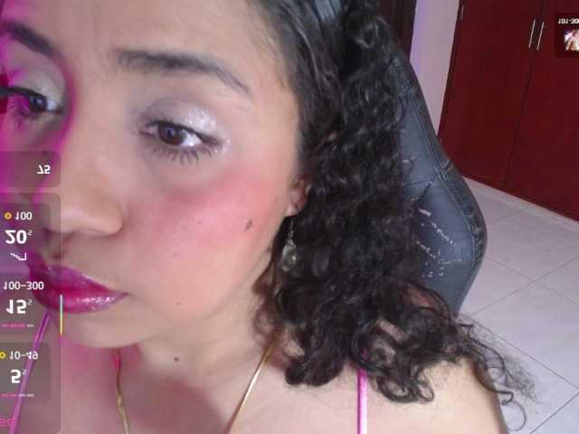 cristal-horny19 live cam on BongaCams