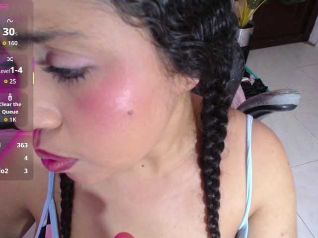 cristal-horny19 live cam on BongaCams