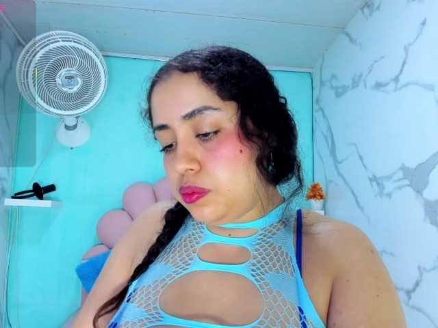 cristal-horny19 live cam on BongaCams