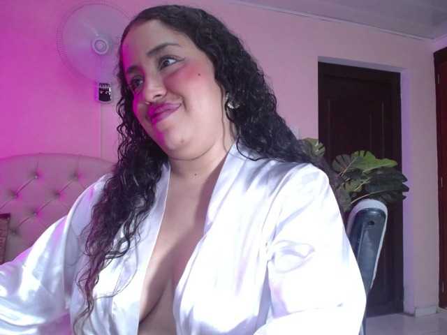 cristal-horny19