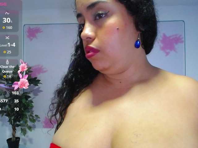 cristal-horny19