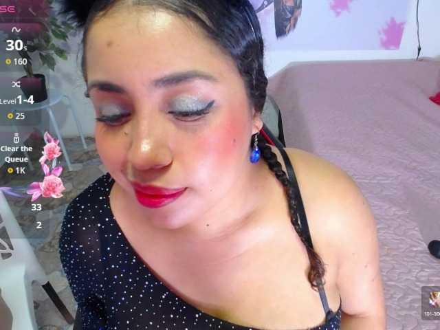 cristal-horny19