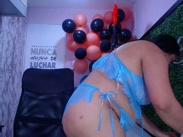 cristal-horny19 live cam on BongaCams