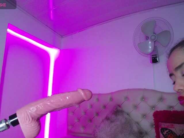cristal-horny19