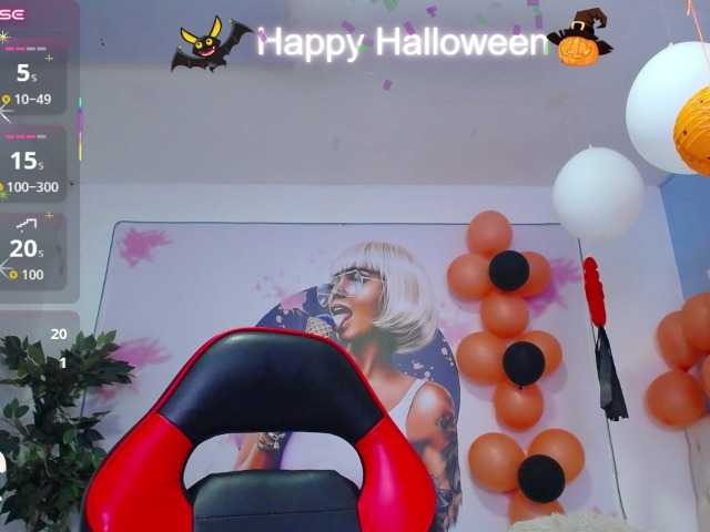 cristal-horny19