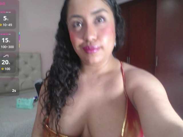 cristal-horny19 live cam on BongaCams