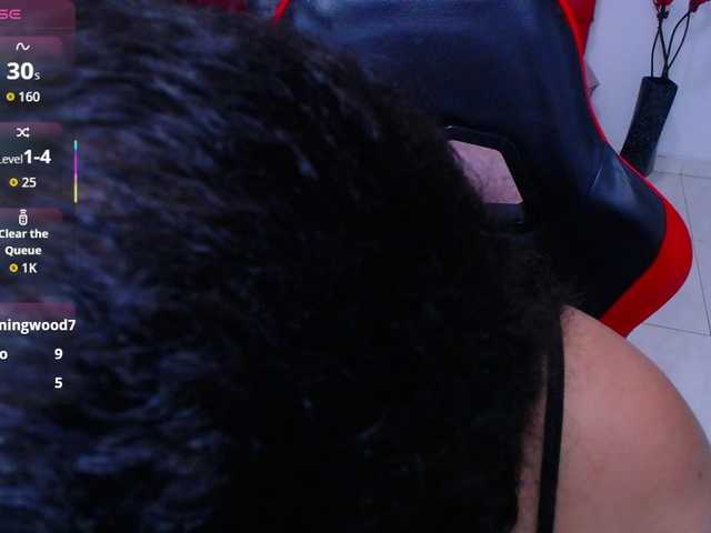 cristal-horny19