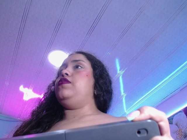cristal-horny19