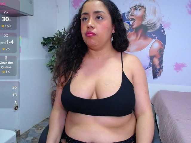 cristal-horny19