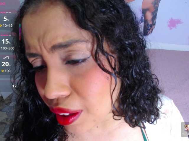 cristal-horny19