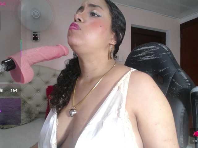 cristal-horny19 live cam on BongaCams
