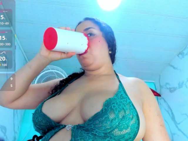 cristal-horny19