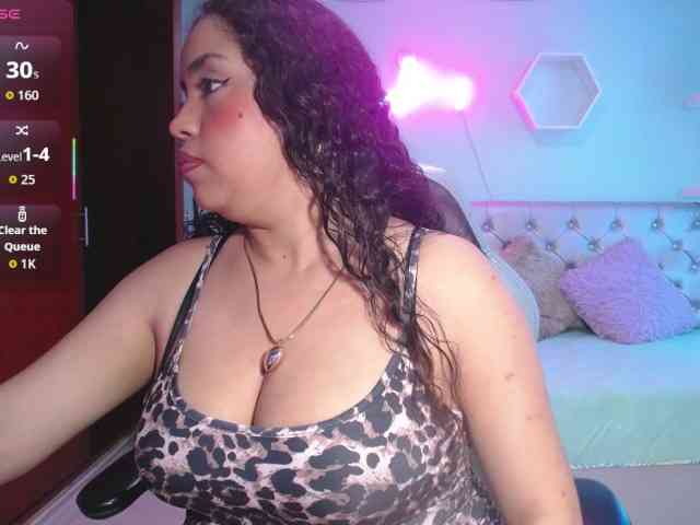 cristal-horny19 webcam