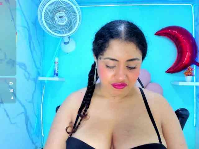 cristal-horny19 webcam