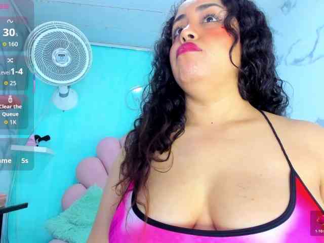 cristal-horny19's live room