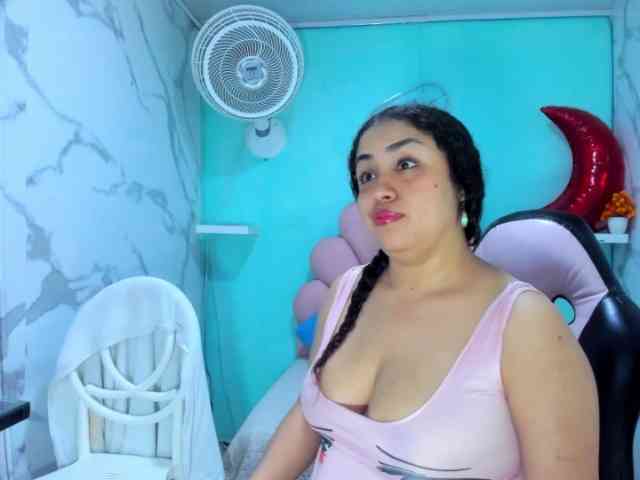 cristal-horny19 webcam