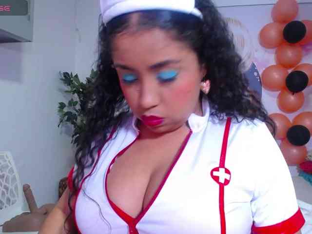 cristal-horny19