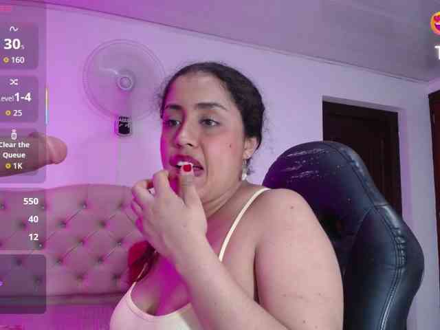 cristal-horny19
