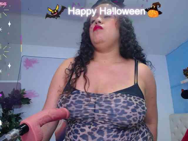 cristal-horny19