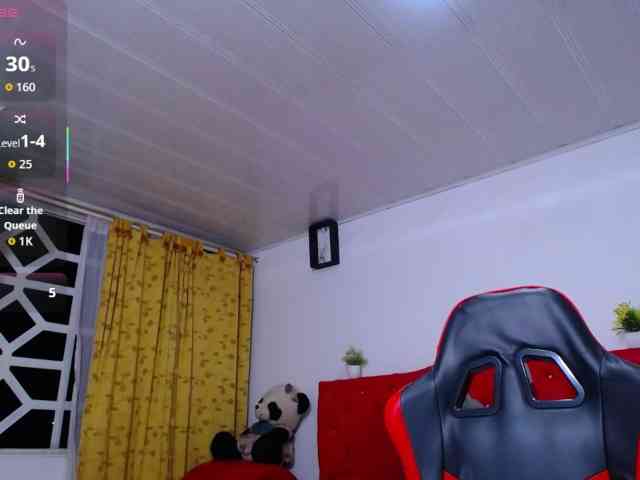 cristal-horny19 webcam