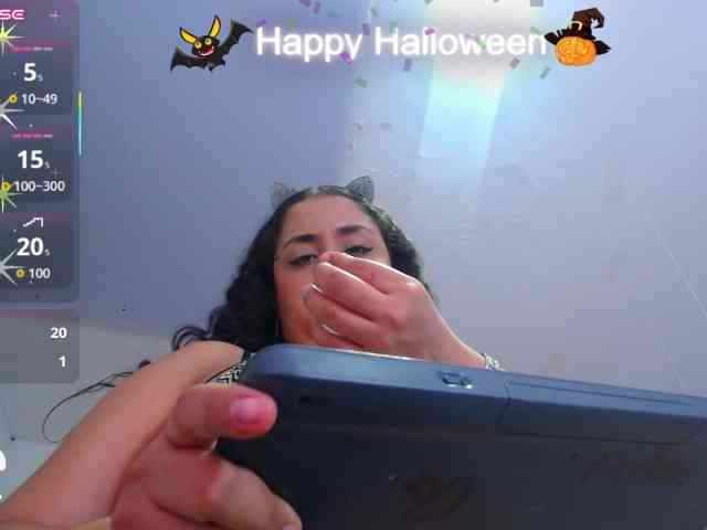 cristal-horny19