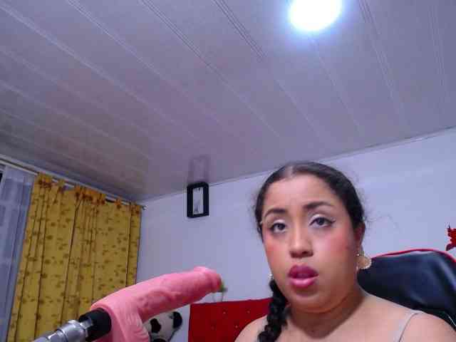 cristal-horny19 webcam