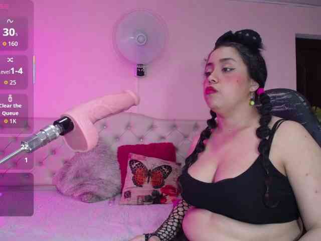 cristal-horny19