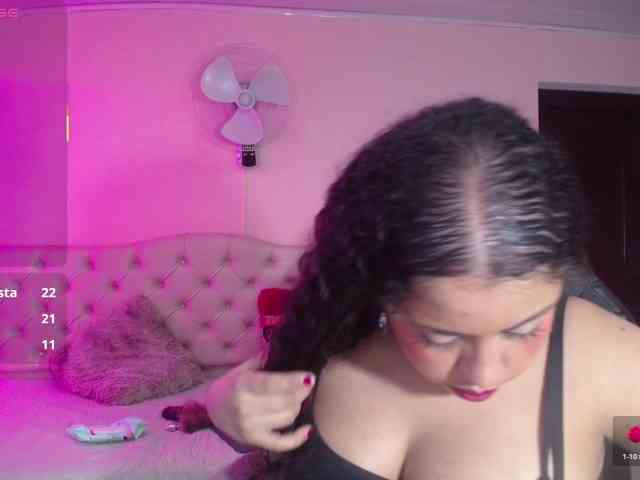 cristal-horny19 webcam