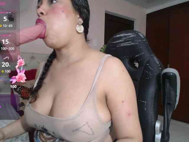 cristal-horny19 webcam