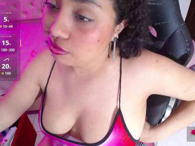 cristal-horny19 webcam