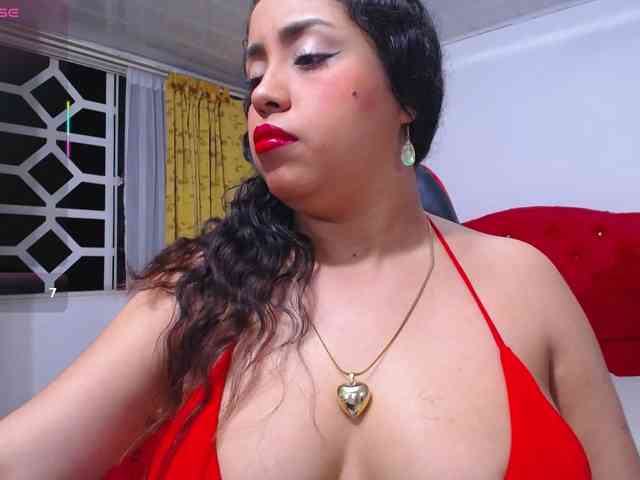 cristal-horny19 webcam